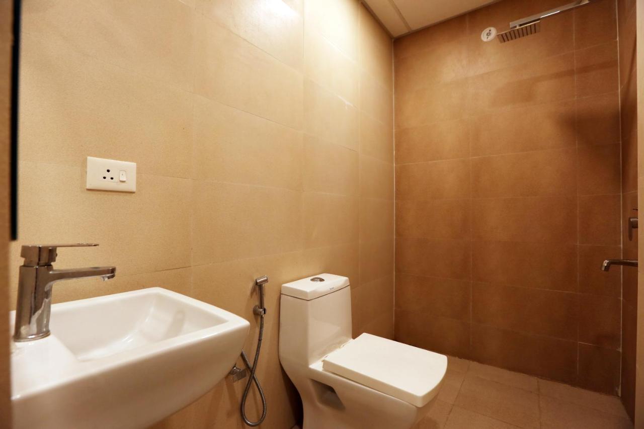 Hotel Classic Plaza At Delhi Airport New Delhi Exterior photo
